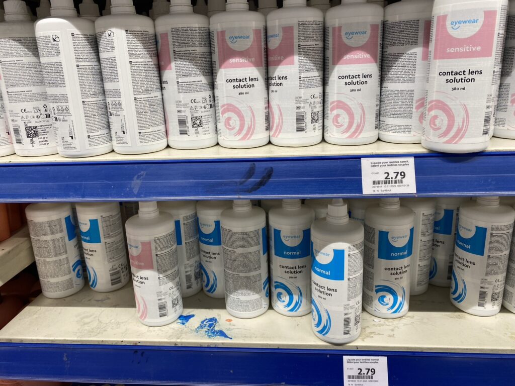 Actionのコンタクト洗浄液