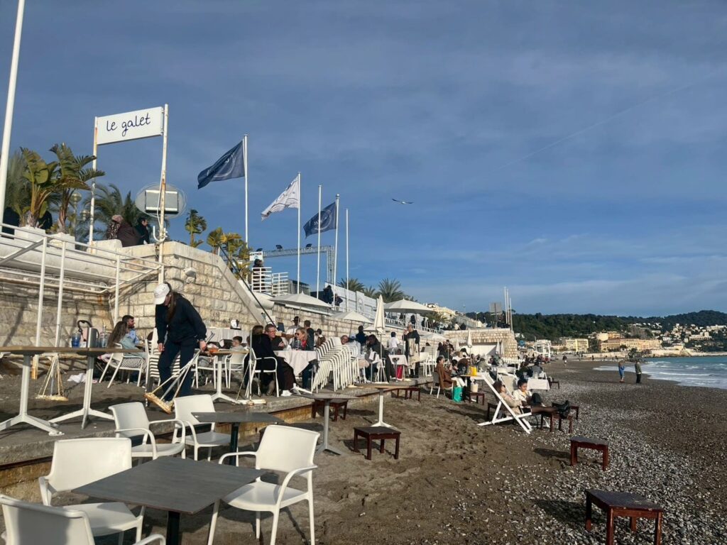 浜辺のレストランLe galet
