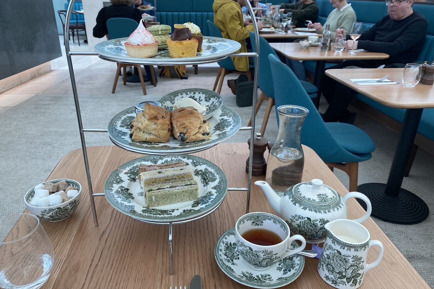 グレート・コート・レストランのアフタヌーンティー