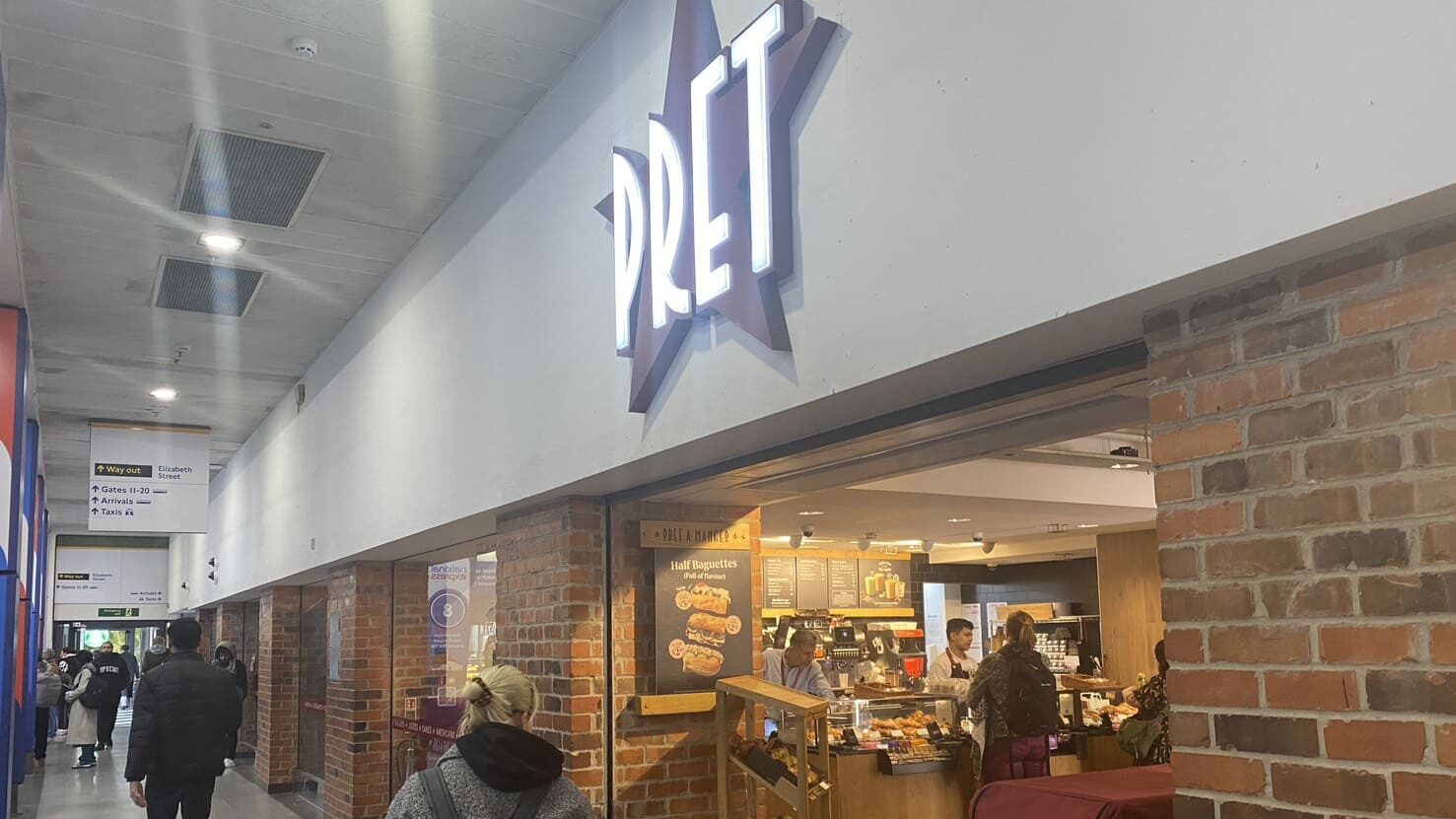 Victoria Coach StationのPret A Manger