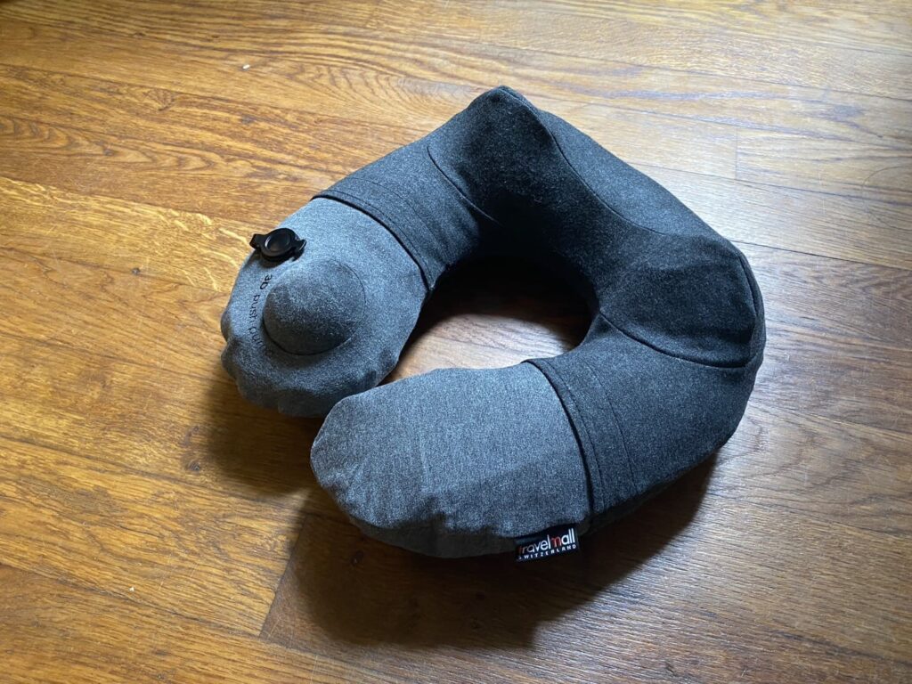 Travel mallのネックピロー