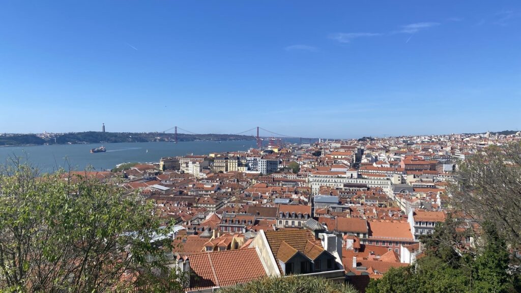 サン・ジョルジェ城からの眺め