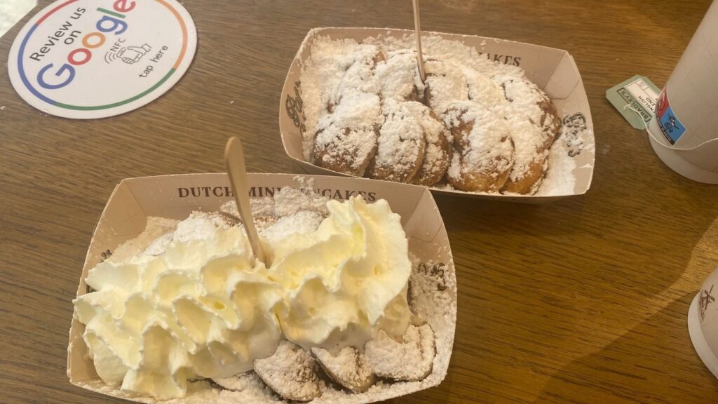 オランダのパンケーキ「ポフェルチェ」